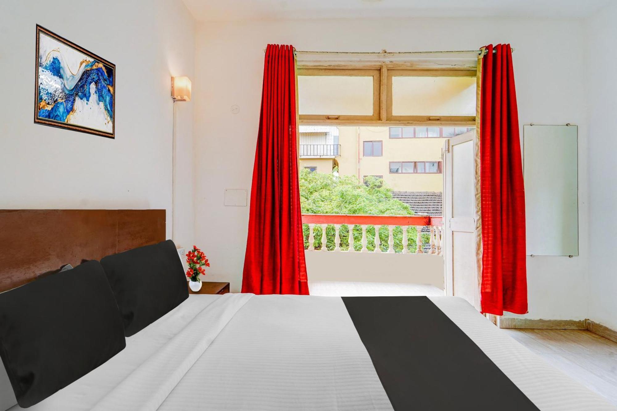 Super Townhouse Calangute - Baga Circle Formerly Park Avenue Esterno foto