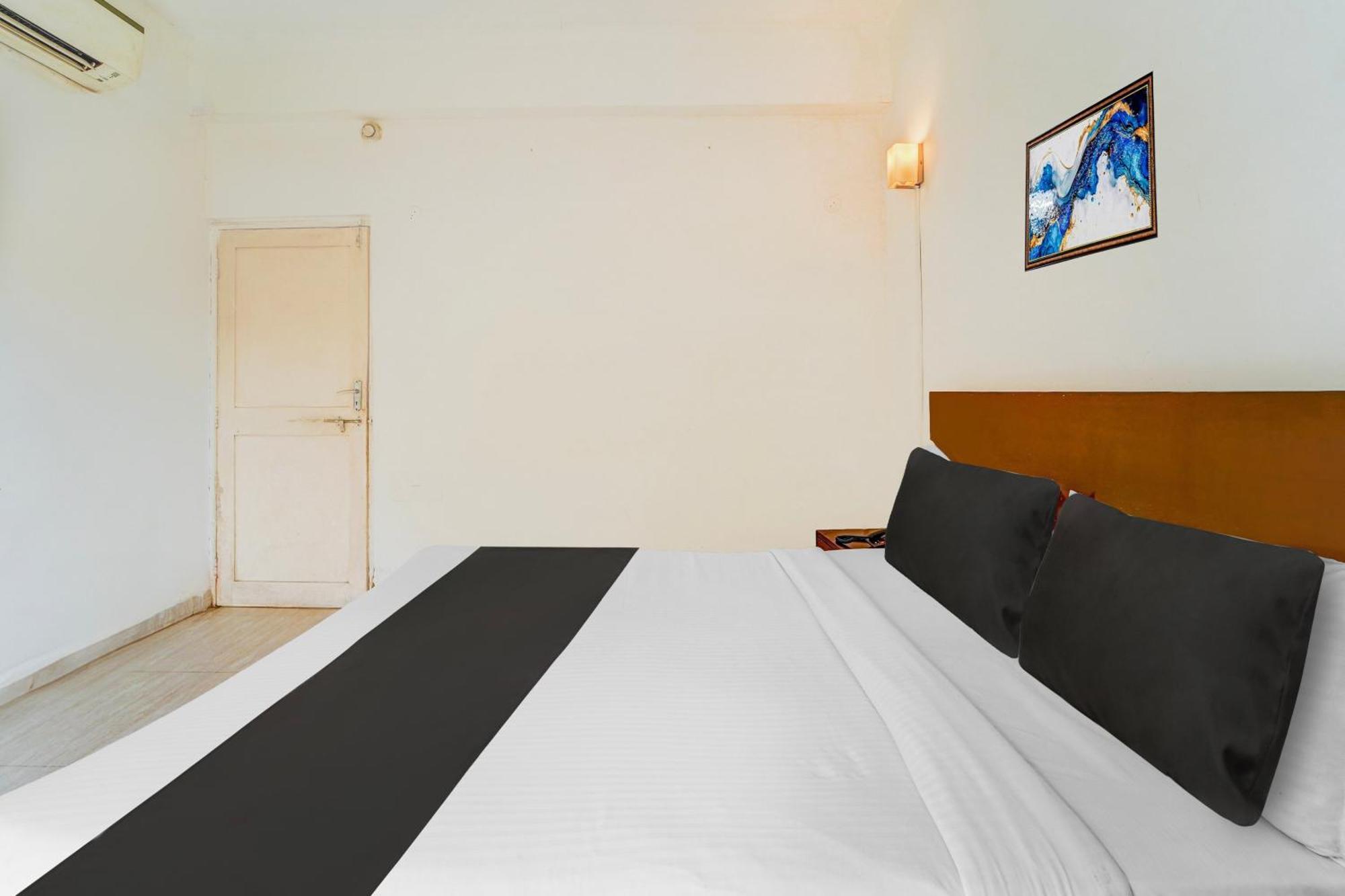 Super Townhouse Calangute - Baga Circle Formerly Park Avenue Esterno foto