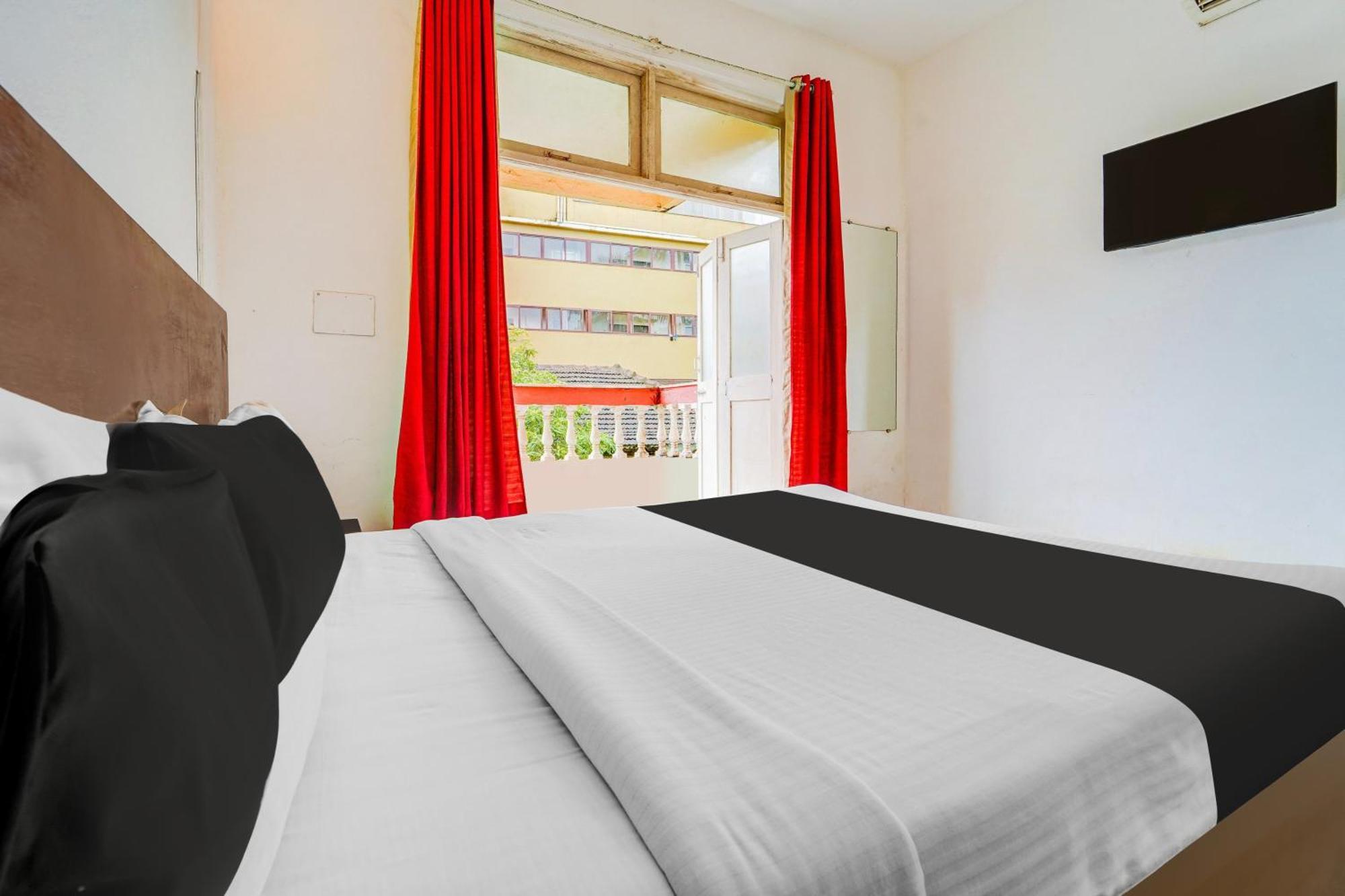 Super Townhouse Calangute - Baga Circle Formerly Park Avenue Esterno foto